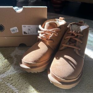 UGG Neumel II Boots in Chestnut Brown